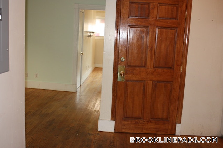 Brookline - $4,800 /month