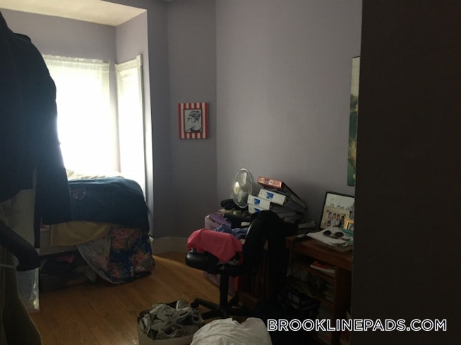 Brookline - $4,800 /mo