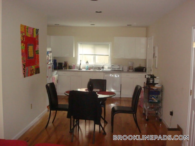 Brookline - $3,595 /mo