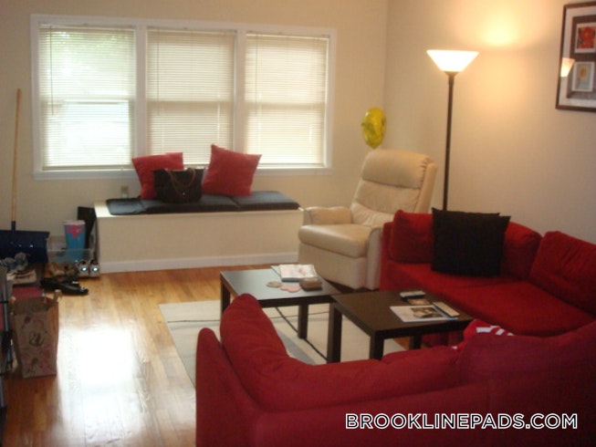 Brookline - $3,595 /mo