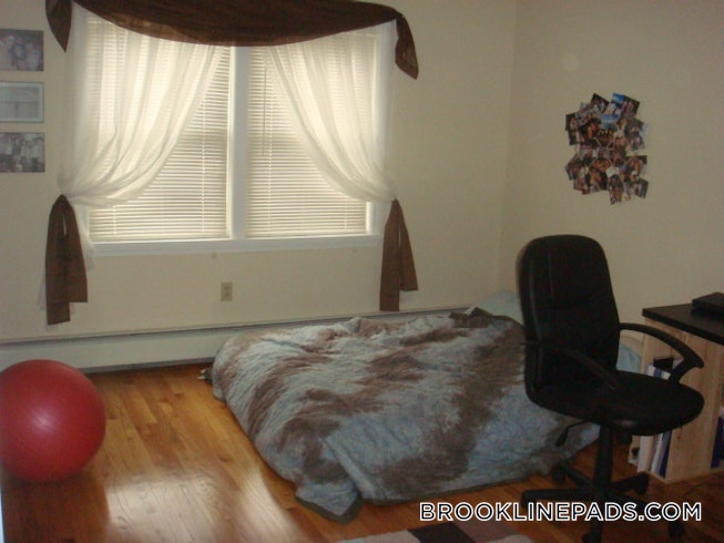 Brookline - $3,595 /mo