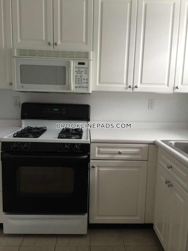 Brookline - $3,710+ /mo