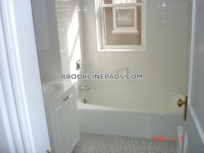 Brookline - $2,035 /mo