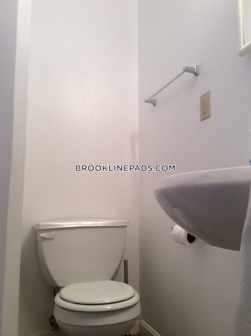 Brookline - $2,045 /month