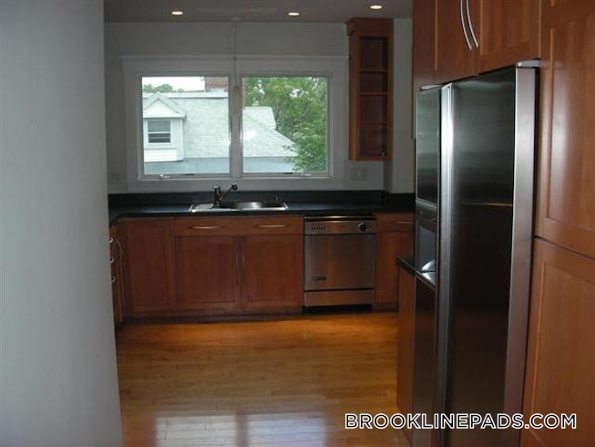 Brookline - $4,000 /mo