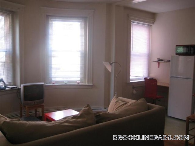 Brookline - $2,150 /mo