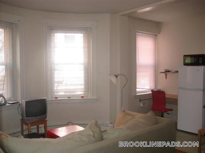 Brookline - $2,150 /mo