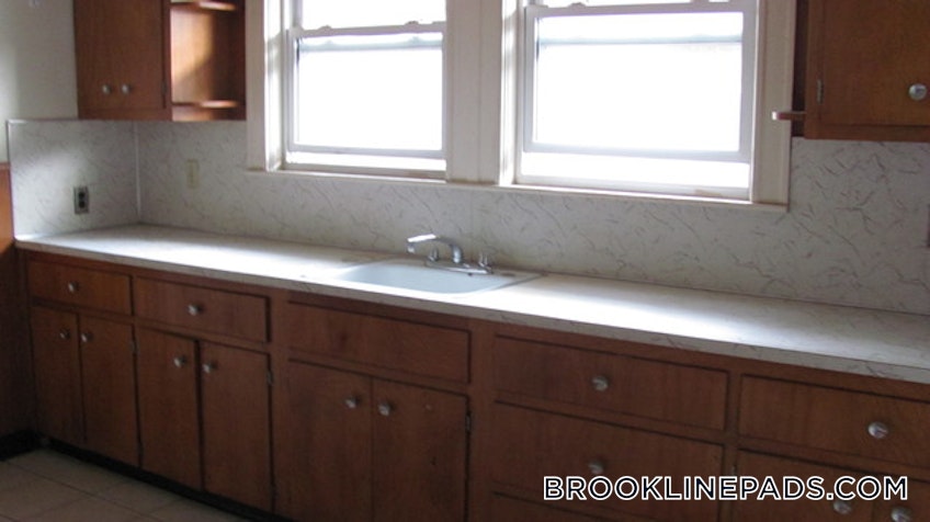 Brookline - $4,400 /month