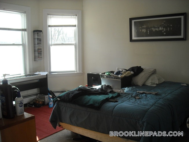 Brookline - $4,100 /mo