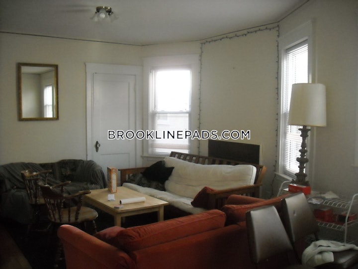 brookline-apartment-for-rent-5-bedrooms-1-bath-washington-square-3900-4487628 