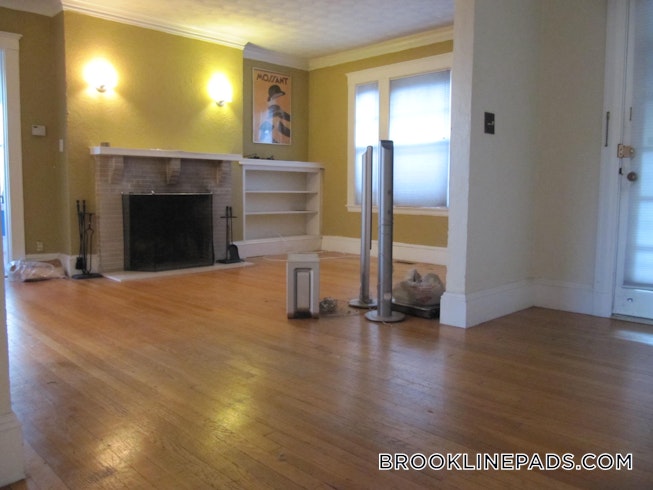 Brookline - $4,000 /mo