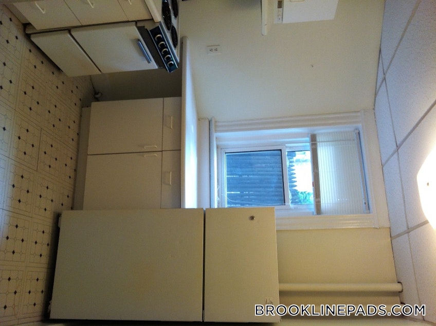 Brookline - $2,350 /month