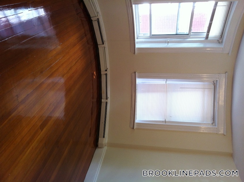 Brookline - $2,350 /month