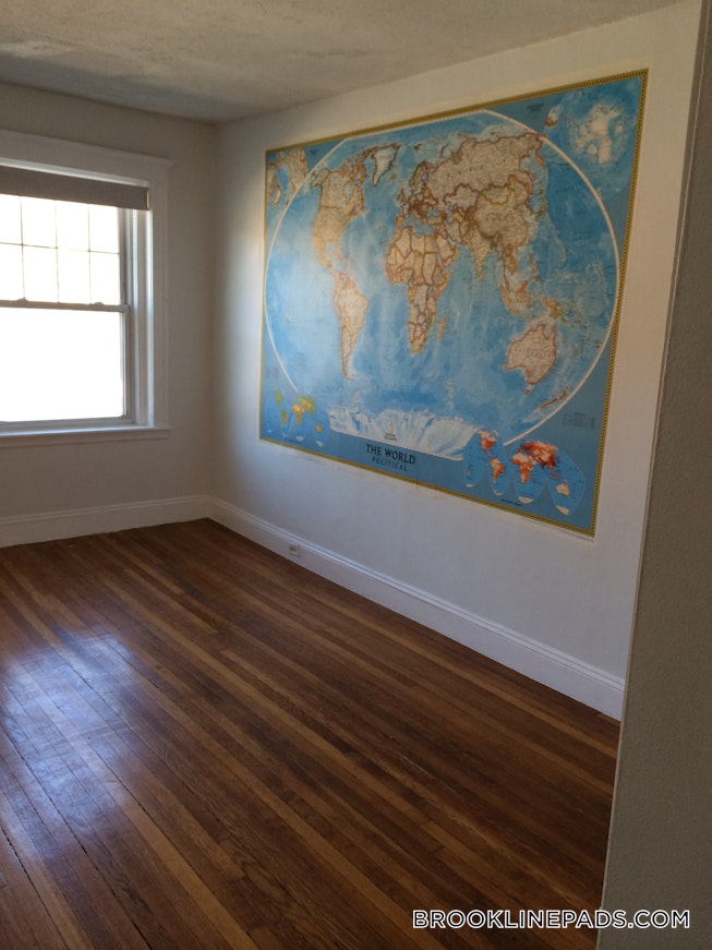 Brookline - $3,300 /mo