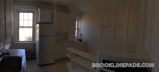 Brookline - $3,300 /mo