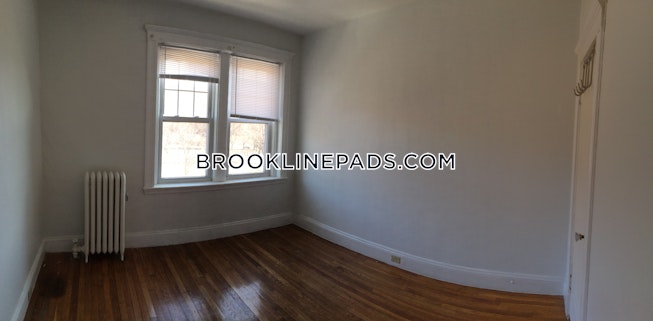 Brookline - $3,200 /mo