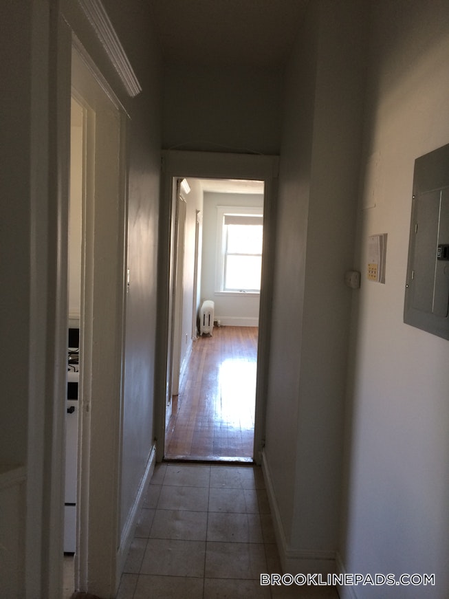 Brookline - $3,300 /mo