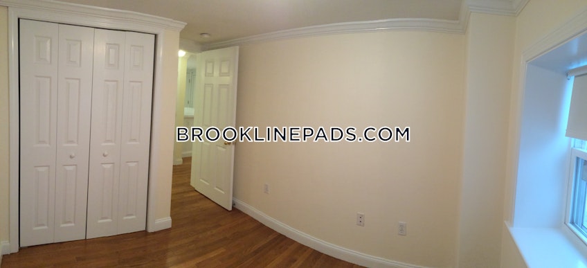 Brookline - $3,305 /month