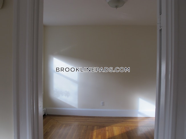 Brookline - $2,755 /mo
