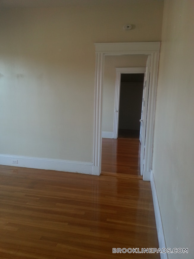 Brookline - $2,200 /mo