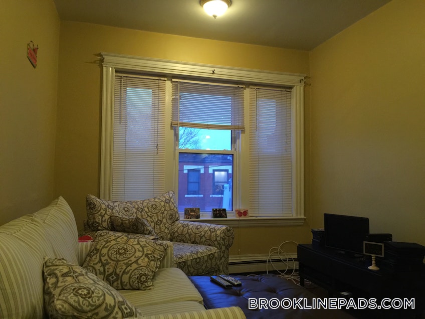 Brookline - $2,600 /month