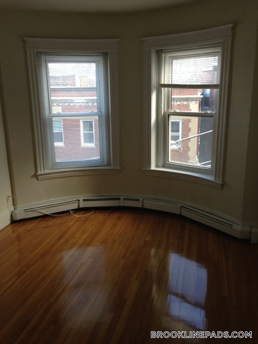 Brookline - $2,200 /month