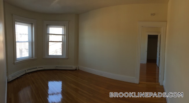 Brookline - $2,200 /mo