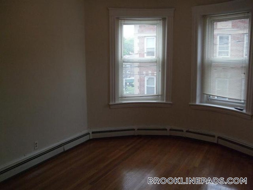 Brookline - $2,350 /month