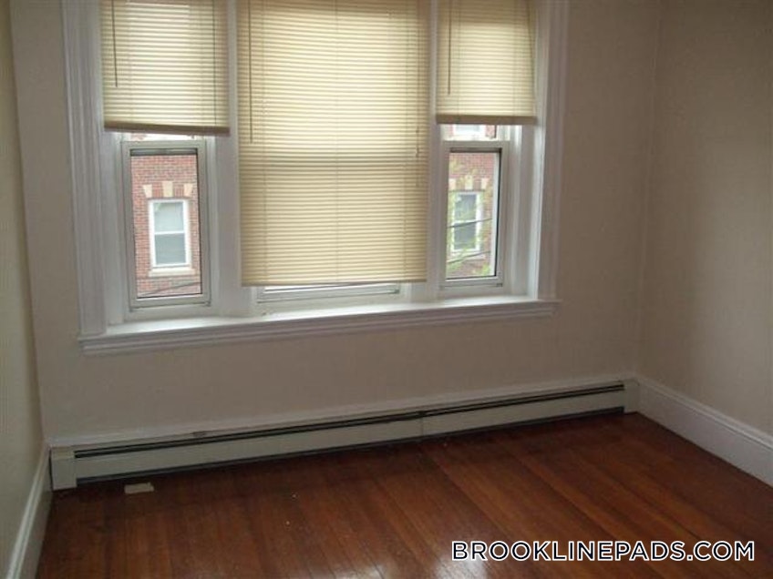 Brookline - $2,350 /month