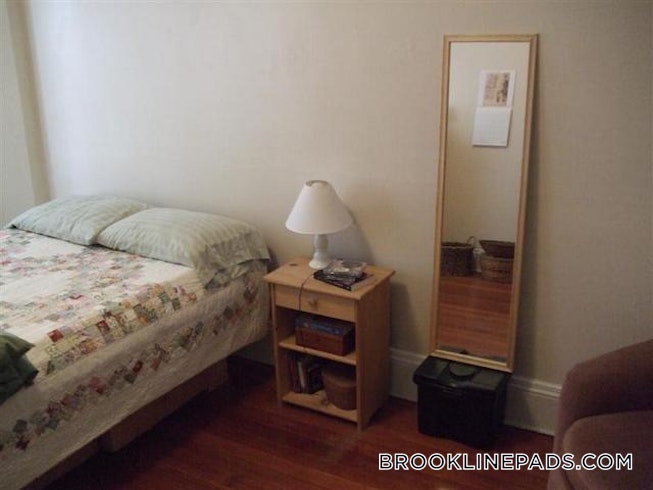 Brookline - $2,350 /mo