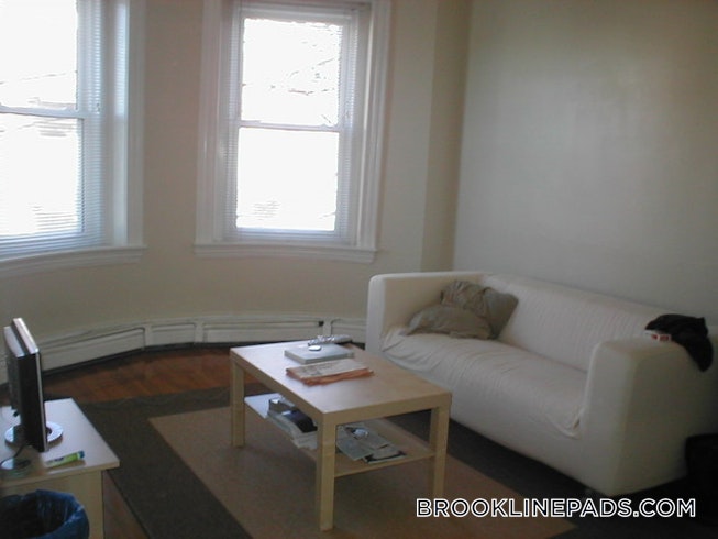 Brookline - $2,250 /mo