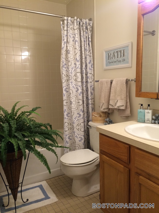 Woburn - $2,165 /mo