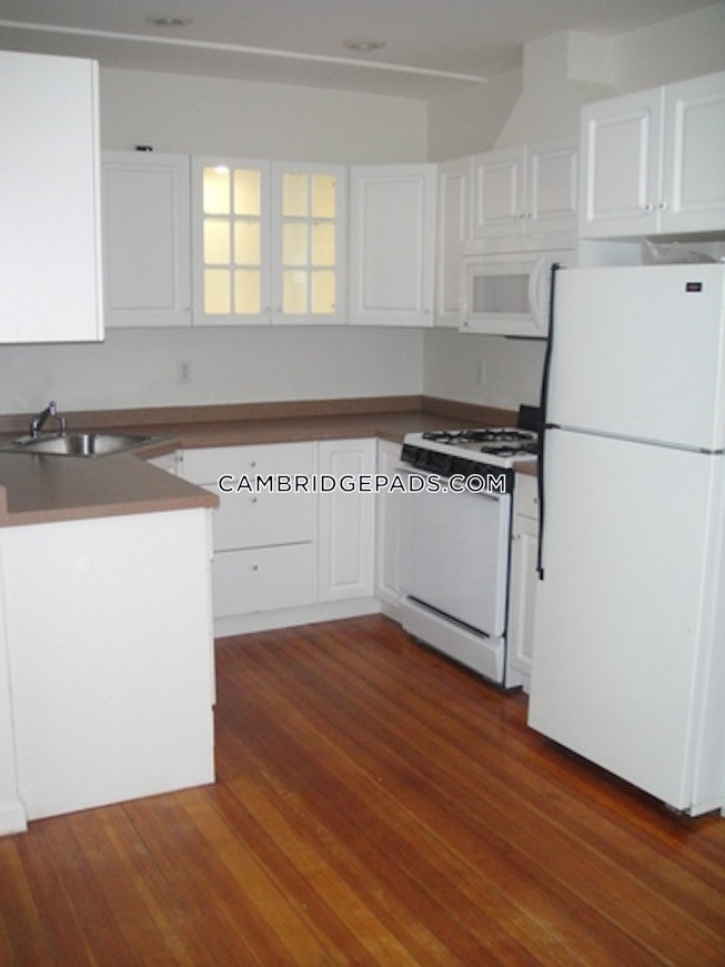 Cambridge - $3,200 /mo