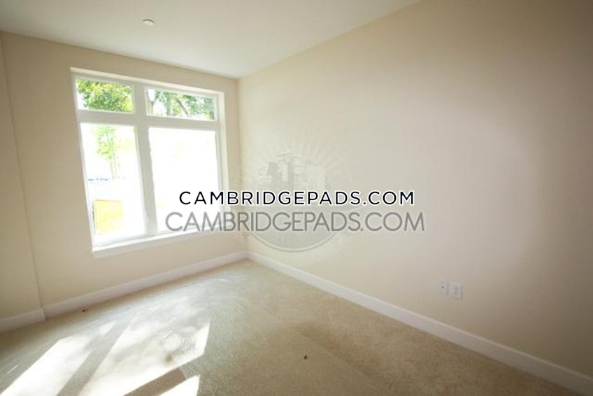 Cambridge - $2,750 /month