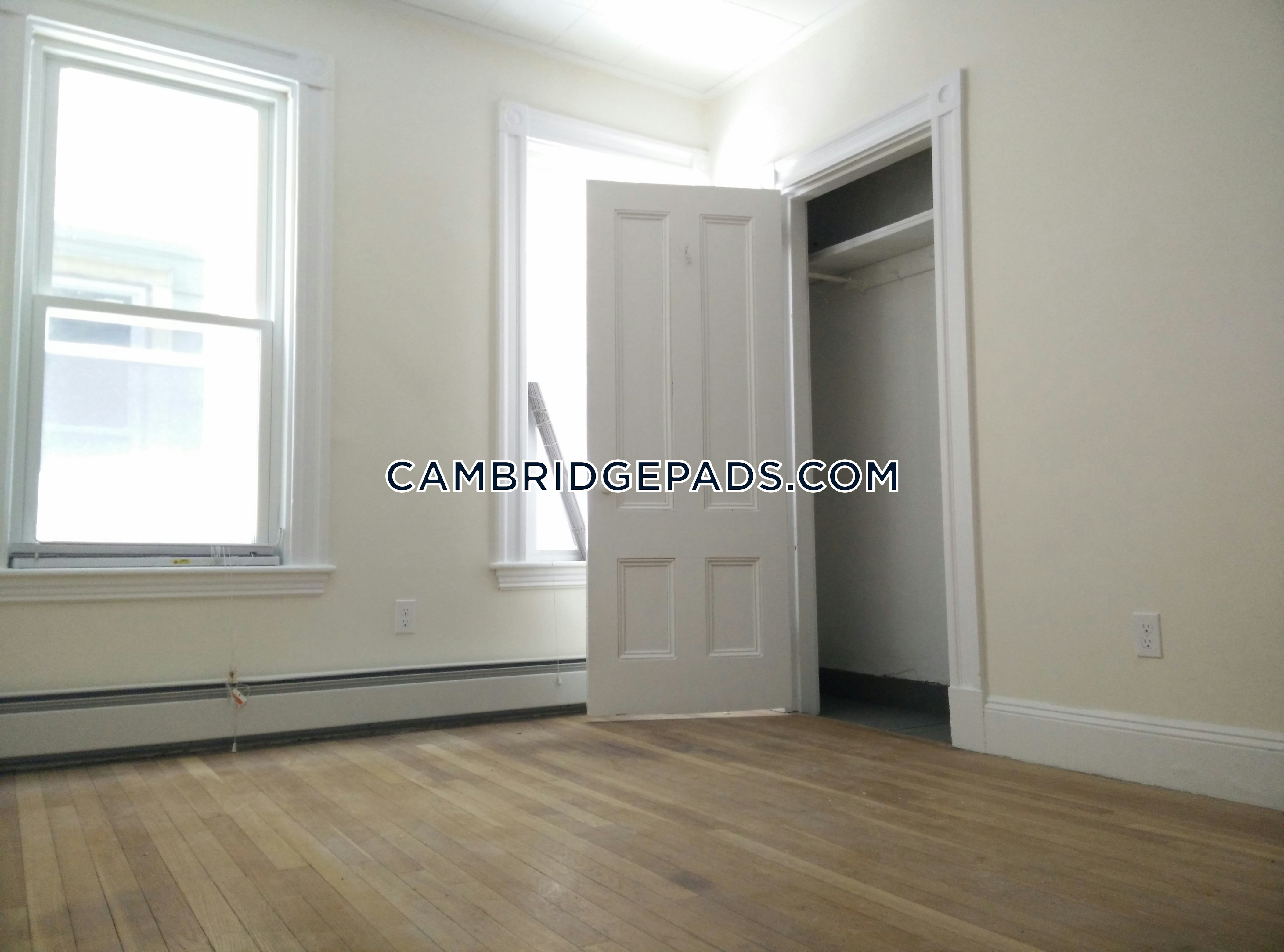 Cambridge - $3,575