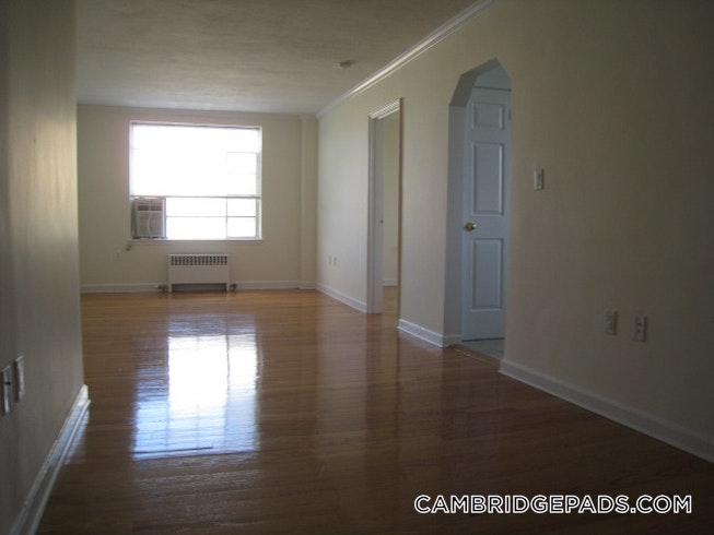 Cambridge - $4,390 /mo