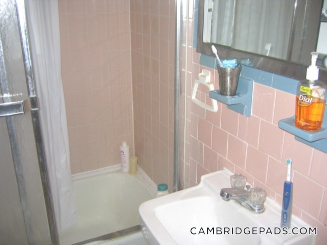 Cambridge - $4,900 /mo