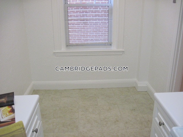 Cambridge - $2,335