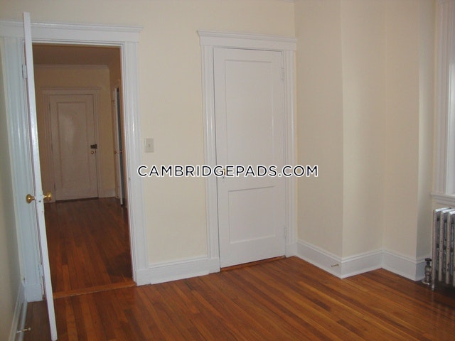 Cambridge - $2,015