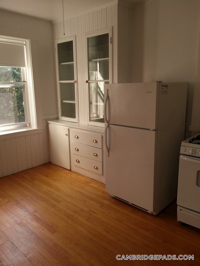 Cambridge - $3,575 /mo