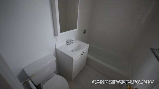 Cambridge - $4,390 /mo