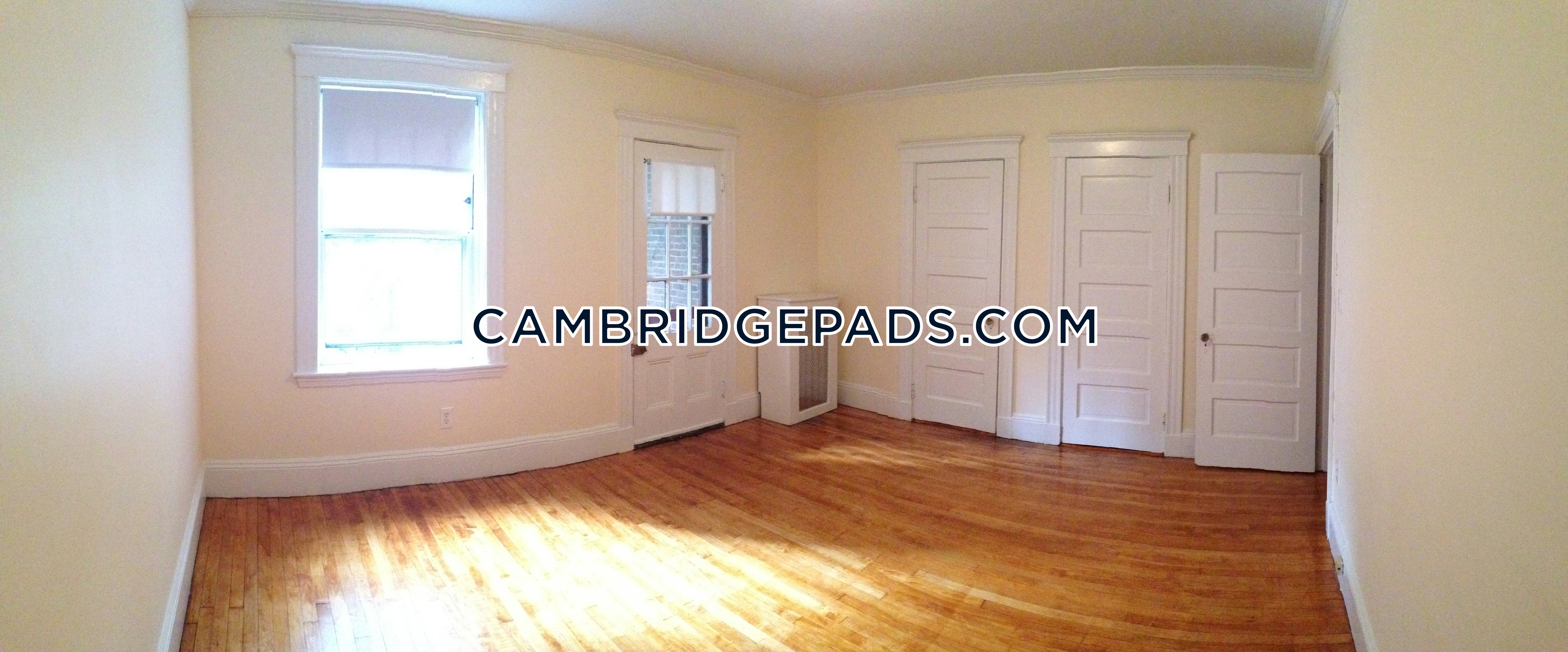 Cambridge - $3,200