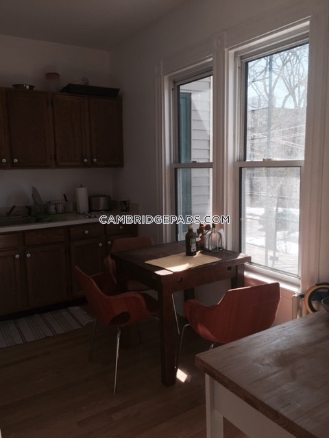 Cambridge - $2,400