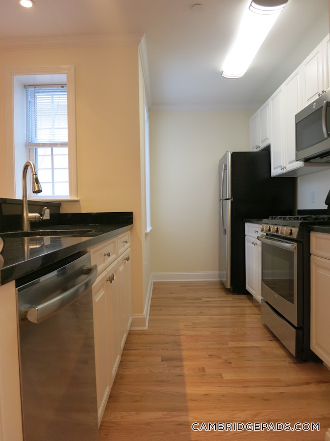 Cambridge - $5,320 /mo