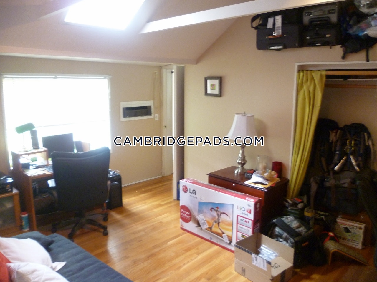 Cambridge - $3,800