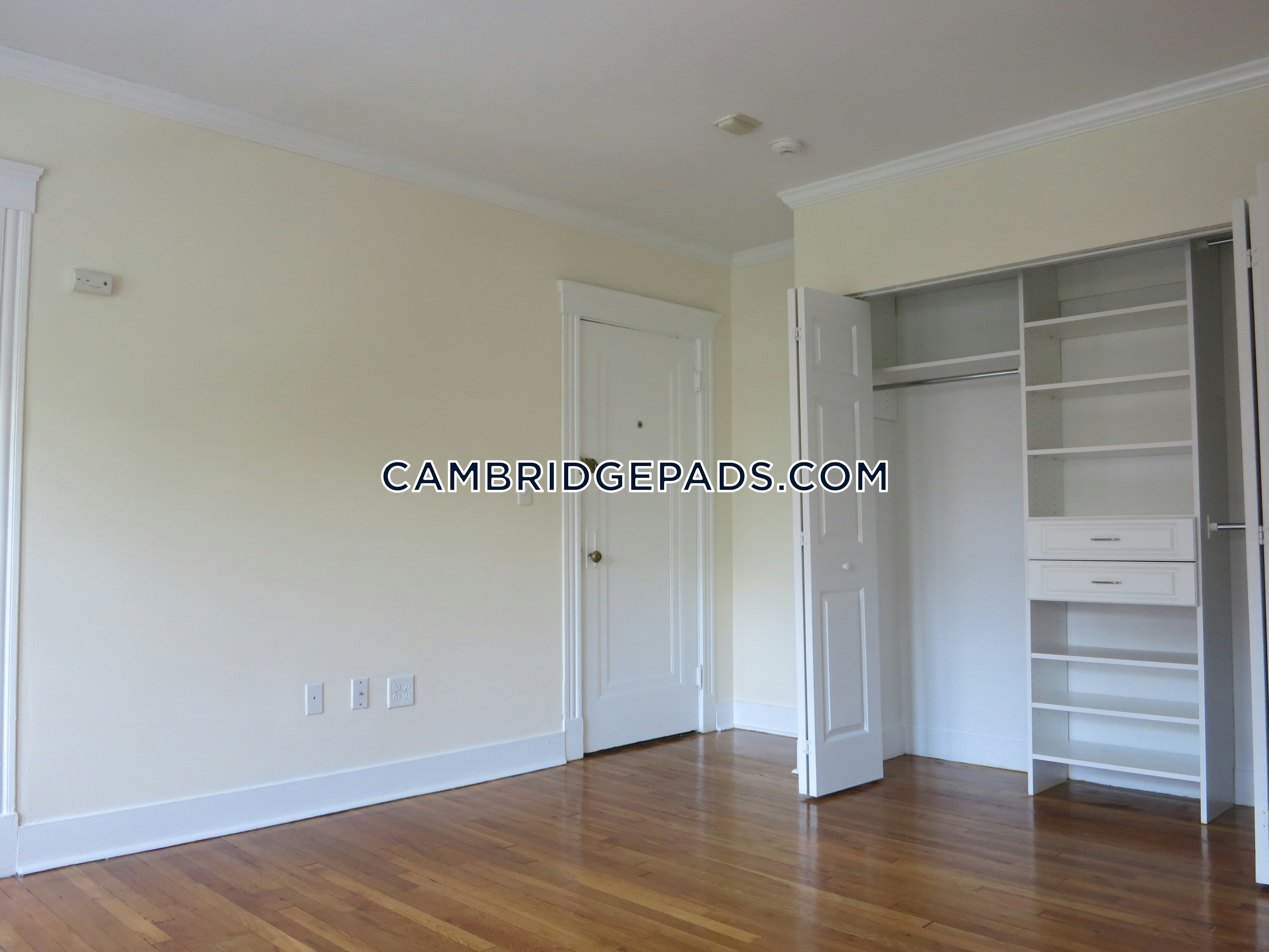 Cambridge - $2,595