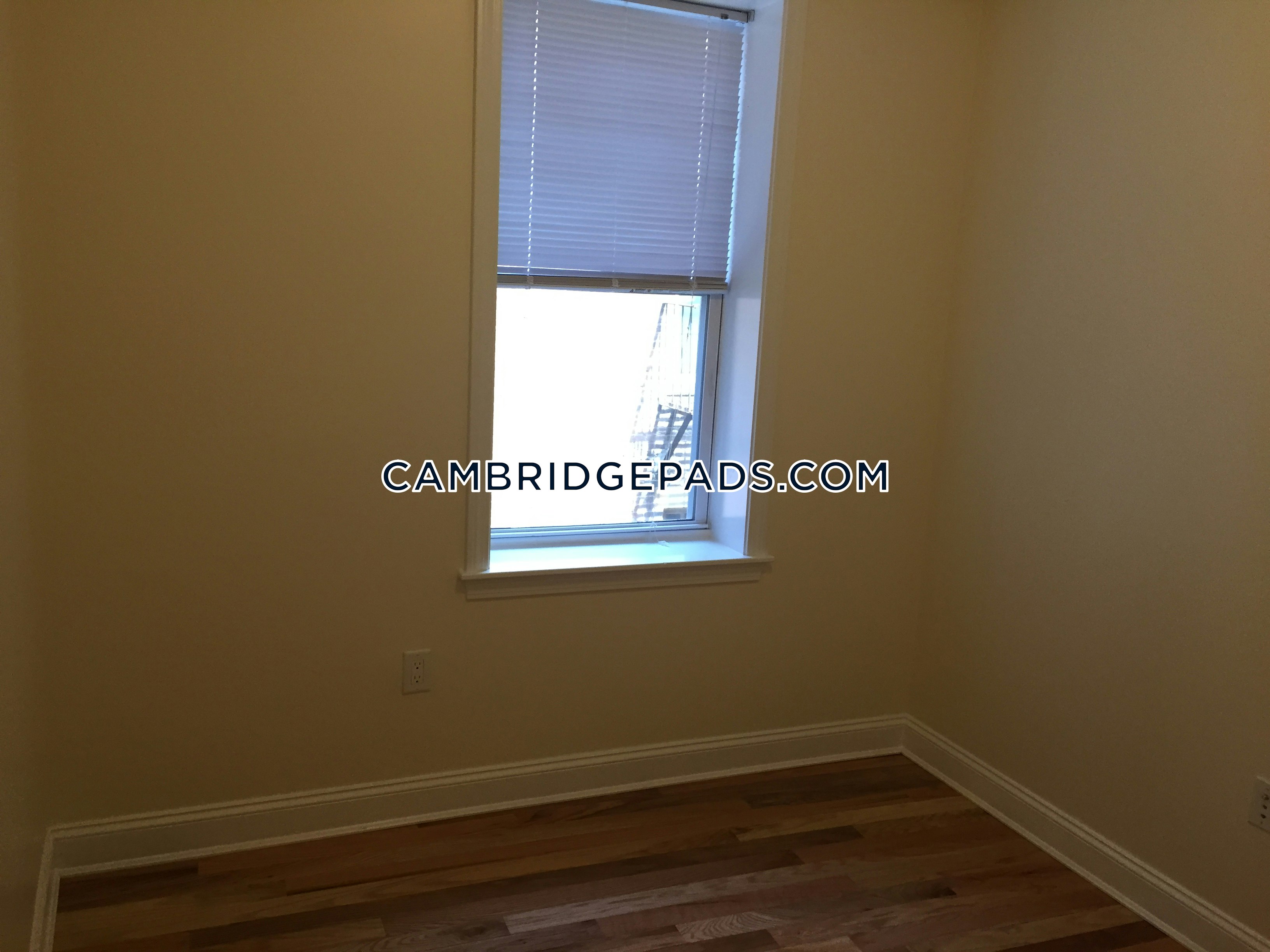 Cambridge - $3,505