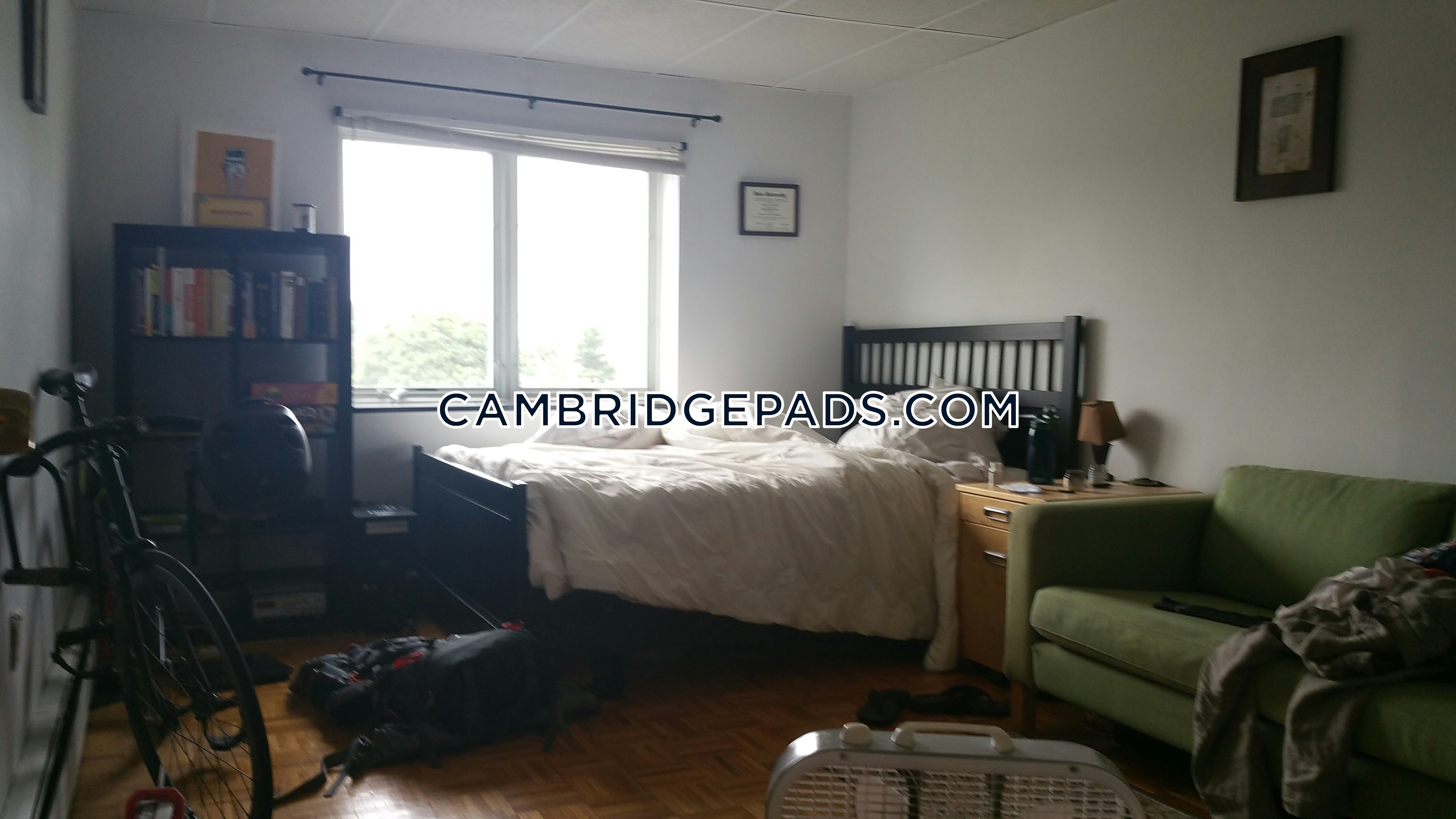 Cambridge - $2,400