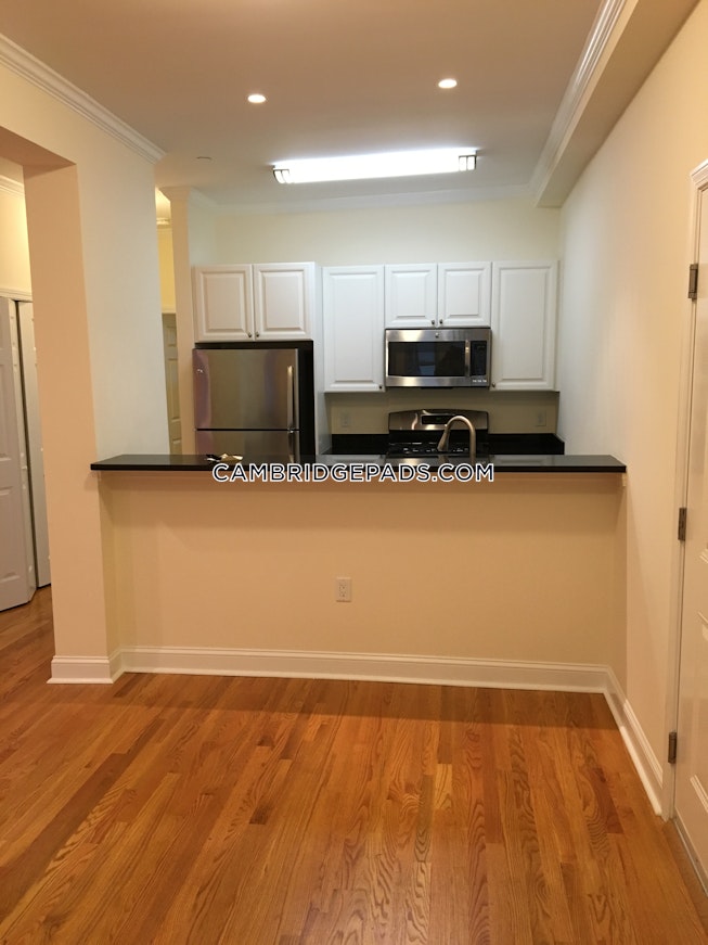 Cambridge - $3,720 /mo