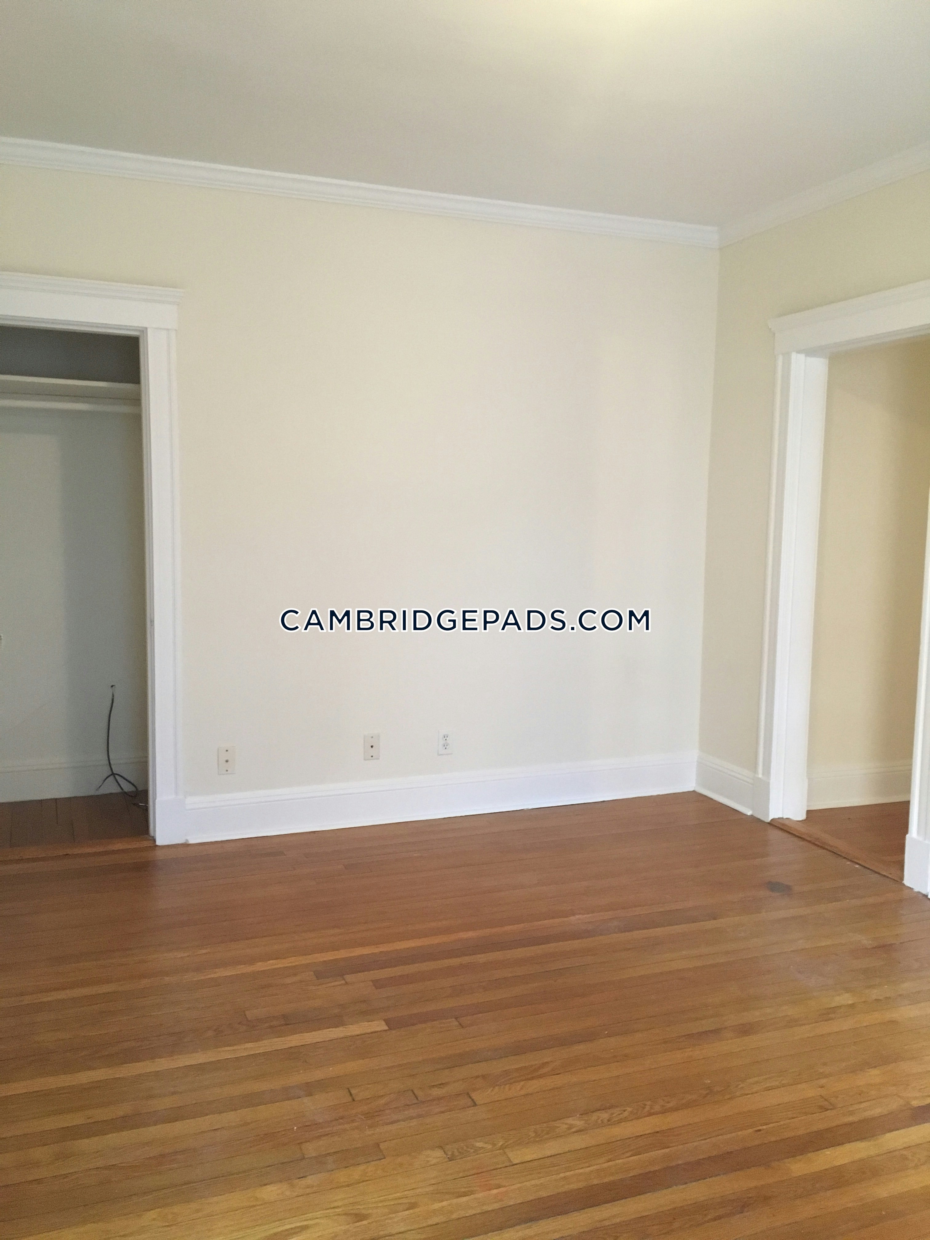 Cambridge - $2,775